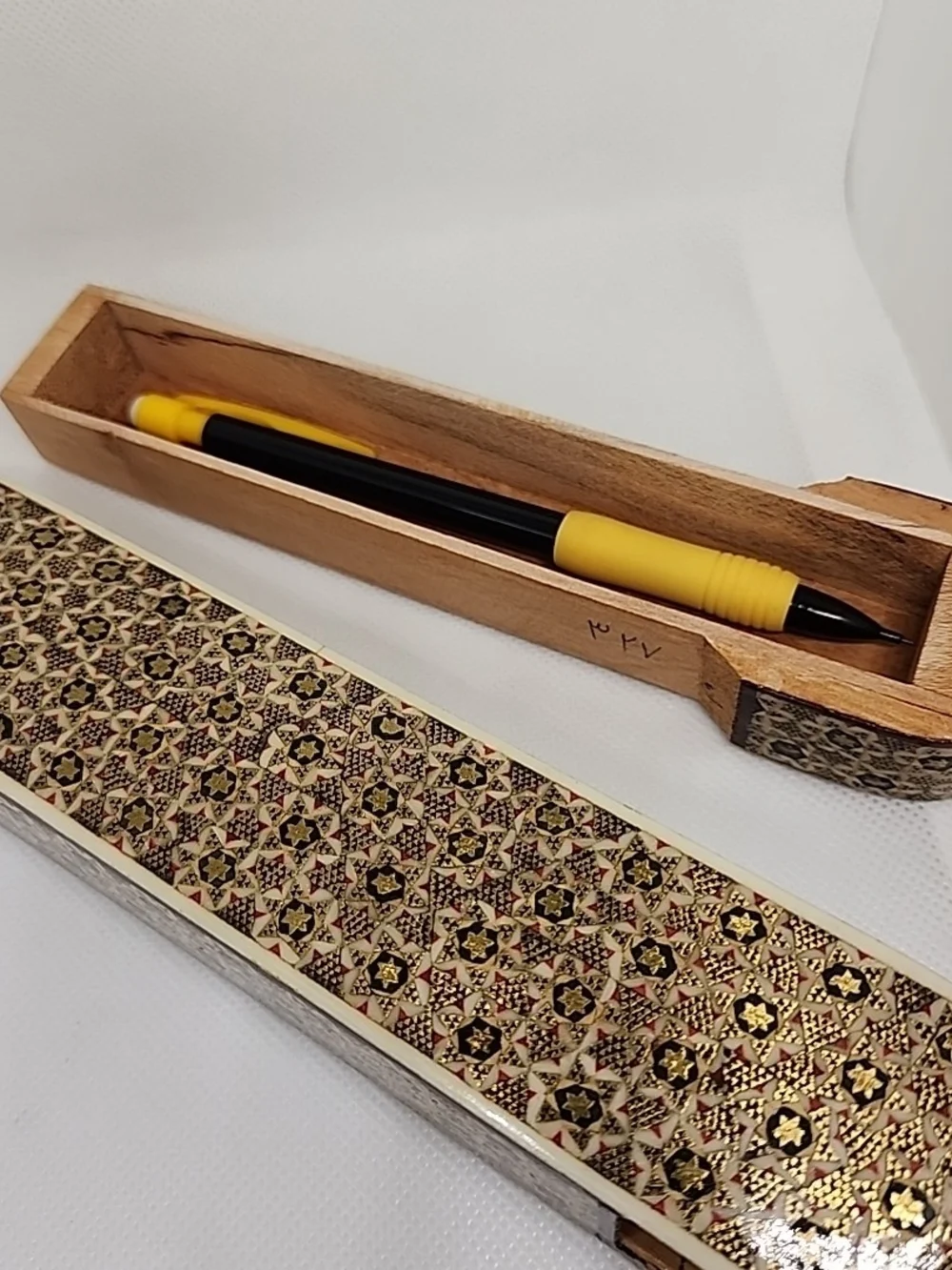 Handcrafted Vintage Floral Inlay Wood Pencil Box - Brown